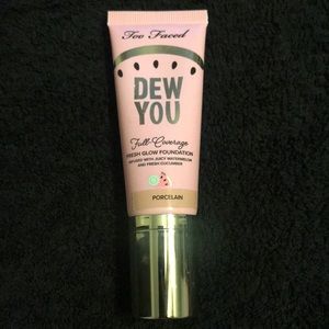 TOOFACED DEW YOU FOUNDATION (PORCELAIN)